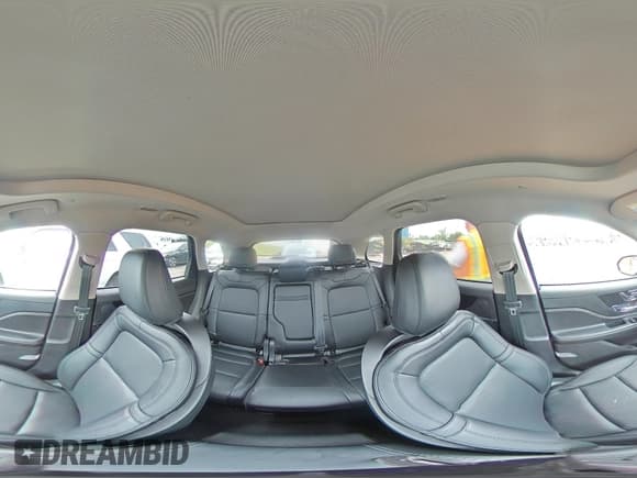 ✅ 2025 Lincoln Corsair Premiere • VIN: 5LMCJ1DA5SUL14797 • Lot: 68508615. Wystawiony na Copart z przebiegiem 976 mil. Bezpłatny archiwum sprzedaży aukcyjnych z USA i szczegółowy raport historii pojazdu na DreamBid. Zdjęcie 15.