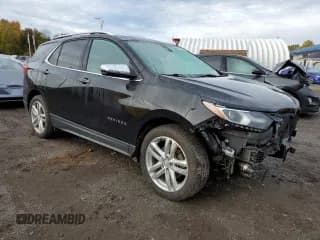 ✅ 2019 Chevrolet Equinox Premier • VIN: 2GNAXYEX0K6190551 • Lot: 86658495. Wystawiony na Copart z przebiegiem 74 797 mil. Bezpłatny archiwum sprzedaży aukcyjnych z USA i szczegółowy raport historii pojazdu na DreamBid. Zdjęcie 4.