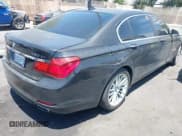 ✅ 2013 BMW 7 Series 750Li xDrive • VIN: WBAYF8C57DD140615 • Lot: 42688224. Wystawiony na IAAI z przebiegiem 150 496 mil. Bezpłatny archiwum sprzedaży aukcyjnych z USA i szczegółowy raport historii pojazdu na DreamBid. Zdjęcie 4.