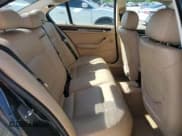 ✅ 2004 BMW 3 Series 325xi • VIN: WBAEU33404PR08565 • Lot: 57865215. Wystawiony na Copart z przebiegiem 253 784 mil. Bezpłatny archiwum sprzedaży aukcyjnych z USA i szczegółowy raport historii pojazdu na DreamBid. Zdjęcie 10.