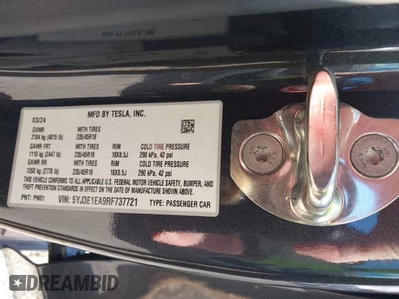 ✅ 2024 Tesla Model 3 • VIN: 5YJ3E1EA9RF737721 • Лот: 43581026. Опубликован ранее на IAAI с пробегом 11 472 миль. Бесплатный доступ к архиву аукционных продаж из США и подробный отчёт об истории автомобиля на DreamBid. Изображение 9.