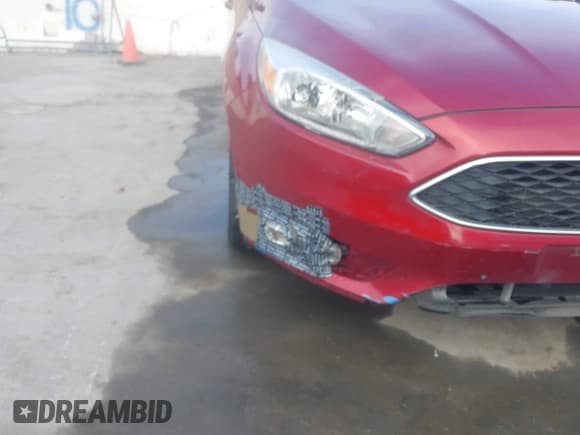 ✅ 2016 Ford Focus SE • VIN: 1FADP3F21GL203517 • Lot: 43831690. Listed on IAAI with 142,025 mi. Free auction sales archive from the USA and detailed vehicle history report at DreamBid. Image 6.