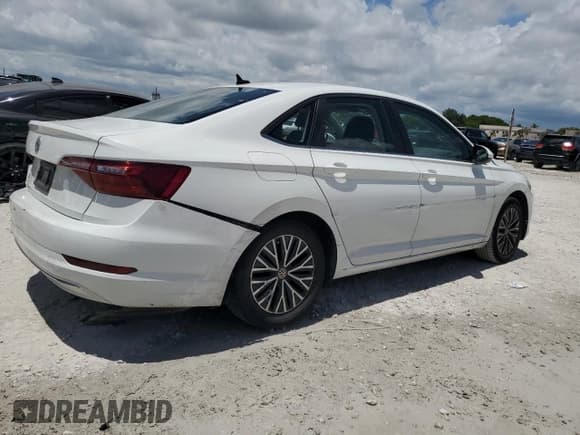 ✅ 2021 Volkswagen Jetta S • VIN: 3VWC57BU6MM014640 • Lot: 68660345. Wystawiony na Copart z przebiegiem 182 469 mil. Bezpłatny archiwum sprzedaży aukcyjnych z USA i szczegółowy raport historii pojazdu na DreamBid. Zdjęcie 3.