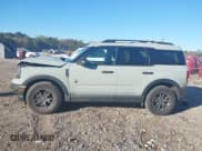 ✅ 2024 Ford Bronco Sport Big Bend • VIN: 3FMCR9B63RRE10373 • Lot: 43469816. Wystawiony na IAAI z przebiegiem 34 688 mil. Bezpłatny archiwum sprzedaży aukcyjnych z USA i szczegółowy raport historii pojazdu na DreamBid. Zdjęcie 14.