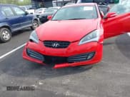 ✅ 2012 Hyundai Genesis Coupe Grand Touring • VIN: KMHHU6KH2CU078575 • Lot: 41963465. Wystawiony na IAAI z przebiegiem 95 683 mil. Bezpłatny archiwum sprzedaży aukcyjnych z USA i szczegółowy raport historii pojazdu na DreamBid. Zdjęcie 6.