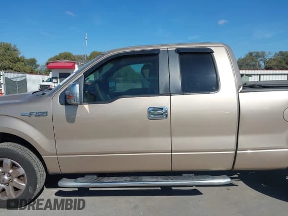 ✅ 2014 Ford F-150 XLT • VIN: 1FTEX1CMXEFA48809 • Lot: 43408769. Listed on IAAI with 276,652 mi. Free auction sales archive from the USA and detailed vehicle history report at DreamBid. Image 14.
