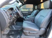 ✅ 2021 Ram 2500 • VIN: 3C7WR5AJ1MG658628 • Lot: 79706414. Wystawiony na Copart z przebiegiem 21 146 mil. Bezpłatny archiwum sprzedaży aukcyjnych z USA i szczegółowy raport historii pojazdu na DreamBid. Zdjęcie 8.