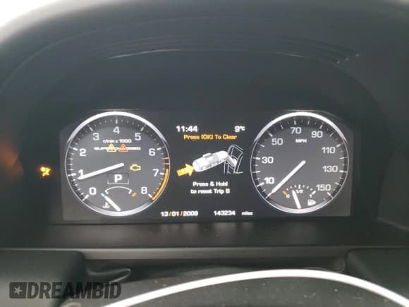 ✅ 2011 Land Rover Range Rover SC • VIN: SALMF1E43BA336507 • Лот: 90696755. Опубликован ранее на Copart с пробегом 143 234 миль. Бесплатный доступ к архиву аукционных продаж из США и подробный отчёт об истории автомобиля на DreamBid. Изображение 9.