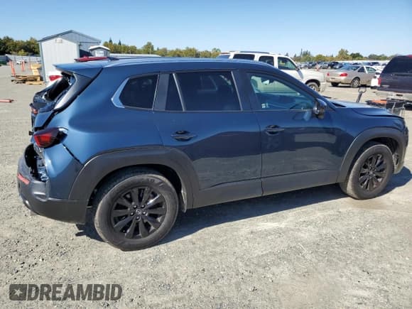✅ 2025 Mazda CX-50 S Premium • VIN: 7MMVABDM5SN351066 • Lot: 82225285. Wystawiony na Copart z przebiegiem 7 076 mil. Bezpłatny archiwum sprzedaży aukcyjnych z USA i szczegółowy raport historii pojazdu na DreamBid. Zdjęcie 3.