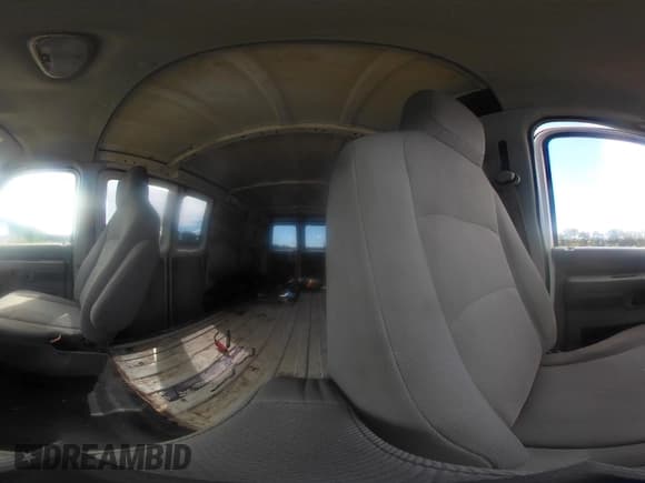 ✅ 2012 Ford Econoline Cargo Recreational • VIN: 1FTNE2EW9CDA72795 • Lot: 43179605. Wystawiony na IAAI z przebiegiem 108 872 mil. Bezpłatny archiwum sprzedaży aukcyjnych z USA i szczegółowy raport historii pojazdu na DreamBid. Zdjęcie 19.