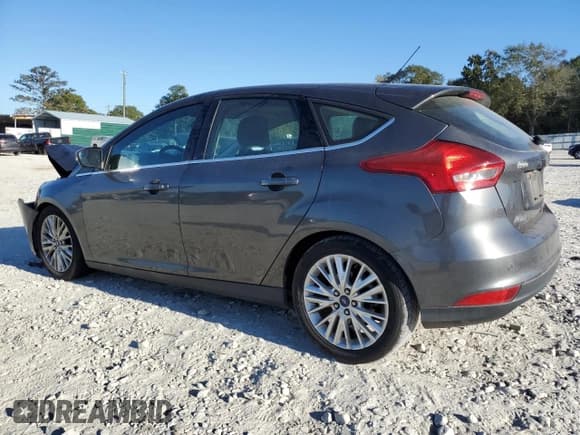 ✅ 2016 Ford Focus Titanium • VIN: 1FADP3N26GL232562 • Лот: 53479315. Опубликован ранее на Copart с пробегом 109 611 миль. Бесплатный доступ к архиву аукционных продаж из США и подробный отчёт об истории автомобиля на DreamBid. Изображение 2.