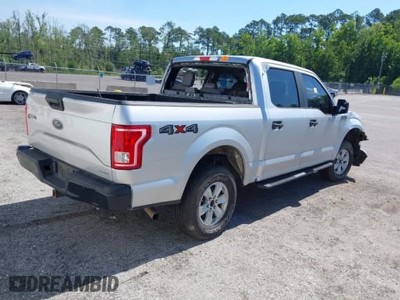 ✅ 2015 Ford F-150 XLT • VIN: 1FTEW1EF1FKE07829 • Lot: 42292431. Listed on IAAI with Not provided. Free auction sales archive from the USA and detailed vehicle history report at DreamBid. Image 4.