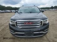 ✅ 2017 GMC Acadia SLT • VIN: 1GKKNMLS5HZ268617 • Лот: 81154045. Опубликован ранее на Copart с пробегом 155 912 миль. Бесплатный доступ к архиву аукционных продаж из США и подробный отчёт об истории автомобиля на DreamBid. Изображение 5.