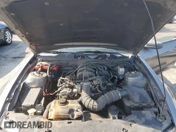 ✅ 2010 Ford Mustang V6 • VIN: 1ZVBP8EN6A5107854 • Lot: 61651625. Listed on Copart with 164,566 mi. Free auction sales archive from the USA and detailed vehicle history report at DreamBid. Image 11.