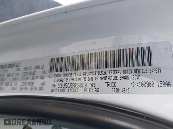 ✅ 2015 Ram 2500 Tradesman • VIN: 3C6UR5CJ8FG529510 • Lot: 41708937. Wystawiony na IAAI z przebiegiem 111 404 mil. Bezpłatny archiwum sprzedaży aukcyjnych z USA i szczegółowy raport historii pojazdu na DreamBid. Zdjęcie 9.