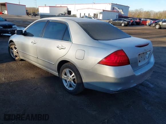 ✅ 2006 Honda Accord LX SE • VIN: 1HGCM563X6A014489 • Lot: 43814763. Listed on IAAI with Not provided. Free auction sales archive from the USA and detailed vehicle history report at DreamBid. Image 3.