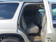 ✅ 2004 Chevrolet Tahoe LS • VIN: 1GNEC13Z84R133773 • Lot: 43608991. Listed on IAAI with 245,270 mi. Free auction sales archive from the USA and detailed vehicle history report at DreamBid. Image 8.