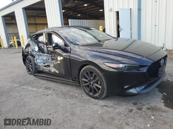 ✅ 2022 Mazda 3 Premium • VIN: JM1BPBML5N1509572 • Lot: 86890255. Listed on Copart with 58,107 mi. Free auction sales archive from the USA and detailed vehicle history report at DreamBid. Image 4.