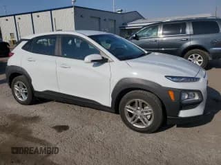 ✅ 2021 Hyundai Kona SE • VIN: KM8K12AA8MU692544 • Лот: 70327964. Опубликован ранее на Copart с пробегом 18 712 миль. Бесплатный доступ к архиву аукционных продаж из США и подробный отчёт об истории автомобиля на DreamBid. Изображение 4.