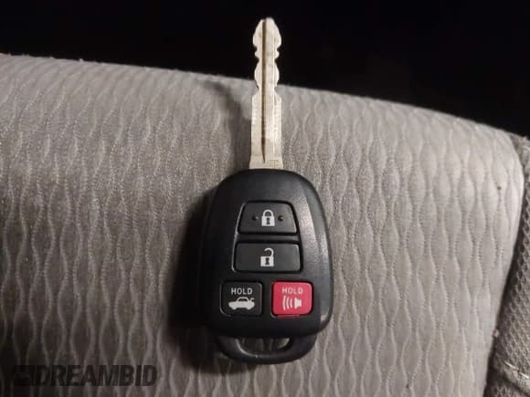 ✅ 2014 Toyota Corolla LE Plus • VIN: 2T1BURHE6EC075932 • Лот: 43676512. Опубликован ранее на IAAI с пробегом 110 020 миль. Бесплатный доступ к архиву аукционных продаж из США и подробный отчёт об истории автомобиля на DreamBid. Изображение 11.