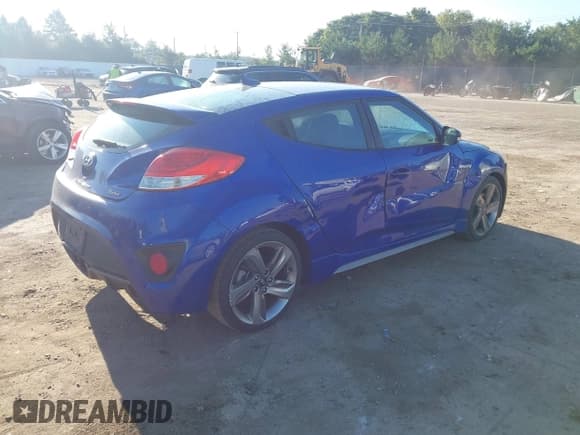 ✅ 2013 Hyundai Veloster Turbo • VIN: KMHTC6AE3DU146100 • Lot: 43121020. Listed on IAAI with 195,274 mi. Free auction sales archive from the USA and detailed vehicle history report at DreamBid. Image 4.
