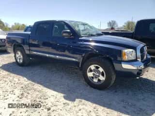 ✅ 2005 Dodge Dakota Laramie • VIN: 1D7HW58N35S158901 • Лот: 50382724. Размещён на Copart с пробегом 188 113 миль миль. Получите бесплатный доступ к архиву аукционных продаж из США и посмотрите подробный отчёт об истории автомобиля на DreamBid. Изображение 4.