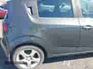 ✅ 2013 Chevrolet Sonic LTZ • VIN: 1G1JF6SB1D4105304 • Лот: 41745940. Размещён на IAAI с пробегом 125 025 миль миль. Получите бесплатный доступ к архиву аукционных продаж из США и посмотрите подробный отчёт об истории автомобиля на DreamBid. Изображение 6.