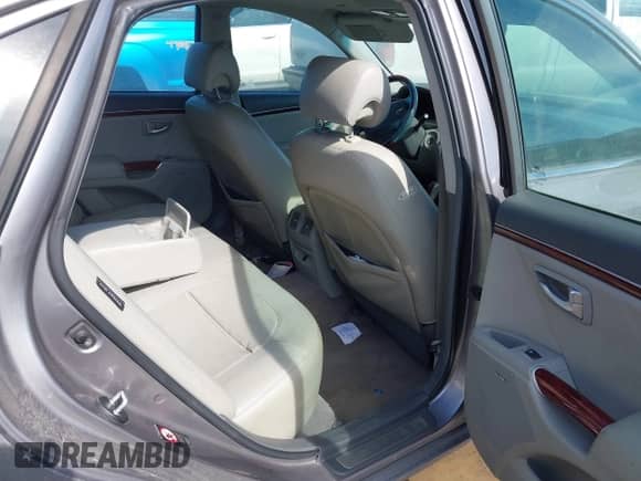 2008 Hyundai Azera Limited с VIN KMHFC46F28A282406, выставлен на аукционе IAAI как лот 41644061 с пробегом Не указан миль и . История ставок и продаж доступна на DreamBid. Изображение 8.