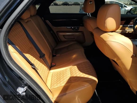 ✅ 2016 Jaguar XJ Portfolio • VIN: SAJWA2G7XG8V94163 • Lot: 69466025. Listed on Copart with 67,749 mi. Free auction sales archive from the USA and detailed vehicle history report at DreamBid. Image 10.