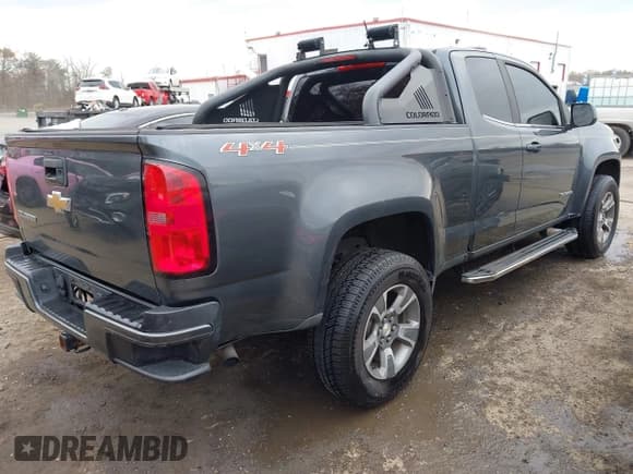✅ 2017 Chevrolet Colorado 4WD WT • VIN: 1GCHTBEA0H1156553 • Lot: 43698484. Wystawiony na IAAI z przebiegiem 73 599 mil. Bezpłatny archiwum sprzedaży aukcyjnych z USA i szczegółowy raport historii pojazdu na DreamBid. Zdjęcie 4.