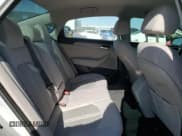 ✅ 2018 Hyundai Sonata SE • VIN: 5NPE24AF2JH615762 • Lot: 69292115. Wystawiony na Copart z przebiegiem 34 098 mil. Bezpłatny archiwum sprzedaży aukcyjnych z USA i szczegółowy raport historii pojazdu na DreamBid. Zdjęcie 10.