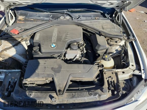 ✅ 2015 BMW 3 Series 328i • VIN: WBA3C1C55FK124826 • Lot: 82464125. Wystawiony na Copart z przebiegiem 74 852 mil. Bezpłatny archiwum sprzedaży aukcyjnych z USA i szczegółowy raport historii pojazdu na DreamBid. Zdjęcie 11.