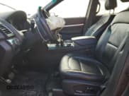 ✅ 2016 Ford Explorer XLT • VIN: 1FM5K8D84GGB00386 • Lot: 92133835. Wystawiony na Copart z przebiegiem 136 475 mil. Bezpłatny archiwum sprzedaży aukcyjnych z USA i szczegółowy raport historii pojazdu na DreamBid. Zdjęcie 7.