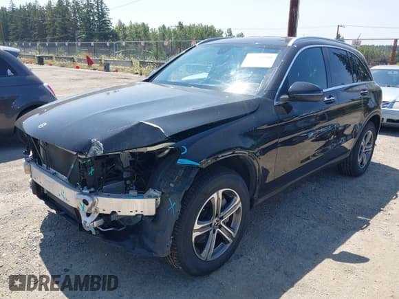 ✅ 2019 Mercedes-Benz GLC 300 • VIN: WDC0G4KB9KV136855 • Лот: 42722298. Опубликован ранее на IAAI с пробегом 31 837 миль. Бесплатный доступ к архиву аукционных продаж из США и подробный отчёт об истории автомобиля на DreamBid. Изображение 2.