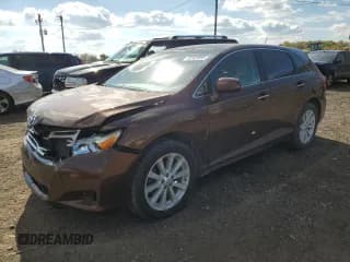 ✅ 2010 Toyota Venza • VIN: 4T3BA3BB8AU018930 • Lot: 82322055. Wystawiony na Copart z przebiegiem 210 029 mil. Bezpłatny archiwum sprzedaży aukcyjnych z USA i szczegółowy raport historii pojazdu na DreamBid. Zdjęcie 1.