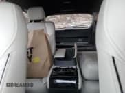 ✅ 2022 Mazda CX-9 Signature • VIN: JM3TCBEY4N0622470 • Lot: 45133365. Wystawiony na Copart z przebiegiem Nie podano. Bezpłatny archiwum sprzedaży aukcyjnych z USA i szczegółowy raport historii pojazdu na DreamBid. Zdjęcie 10.