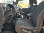 ✅ 2017 Jeep Wrangler Sport • VIN: 1C4AJWAG4HL722176 • Лот: 65481345. Опубликован ранее на Copart с пробегом 72 492 миль. Бесплатный доступ к архиву аукционных продаж из США и подробный отчёт об истории автомобиля на DreamBid. Изображение 7.