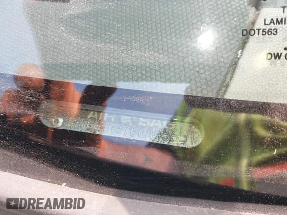 ✅ 2011 Ford Escape Hybrid • VIN: 1FMCU4K37BKA45651 • Lot: 42441757. Listed on IAAI with 504,073 mi. Free auction sales archive from the USA and detailed vehicle history report at DreamBid. Image 12.