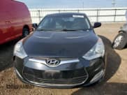 ✅ 2012 Hyundai Veloster w/Red Int • VIN: KMHTC6AD3CU071775 • Lot: 78481174. Wystawiony na Copart z przebiegiem 153 323 mil. Bezpłatny archiwum sprzedaży aukcyjnych z USA i szczegółowy raport historii pojazdu na DreamBid. Zdjęcie 5.