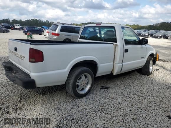 ✅ 2002 Chevrolet S-10 • VIN: 1GCCS145328254910 • Лот: 79544544. Опубликован ранее на Copart с пробегом Не указан. Бесплатный доступ к архиву аукционных продаж из США и подробный отчёт об истории автомобиля на DreamBid. Изображение 3.