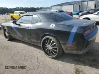 2015 Dodge Challenger SXT z VIN 2C3CDZAG2FH835351, wystawiony jako Copart lot #90256695 z przebiegiem 206 243 mil mil oraz Czysty tytuł • Clean title. Historia ofert i sprzedaży dostępna na DreamBid. Obrazek 2.