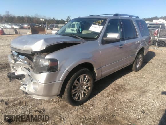 ✅ 2012 Ford Expedition Limited • VIN: 1FMJU1K57CEF34865 • Lot: 41217537. Listed on IAAI with 166,359 mi. Free auction sales archive from the USA and detailed vehicle history report at DreamBid. Image 22.