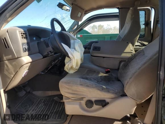 ✅ 2000 Ford F-350 XL • VIN: 1FTWX33F2YEB37866 • Lot: 75228264. Wystawiony na Copart z przebiegiem 105 502 mil. Bezpłatny archiwum sprzedaży aukcyjnych z USA i szczegółowy raport historii pojazdu na DreamBid. Zdjęcie 7.