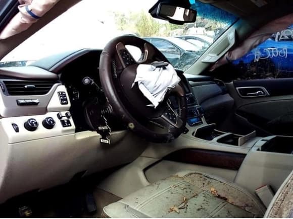 ✅ 2018 GMC Yukon Denali • VIN: 1GKS2CKJ8JR347667 • Lot: 60358014. Listed on Copart with Not provided. Free auction sales archive from the USA and detailed vehicle history report at DreamBid. Image 5.