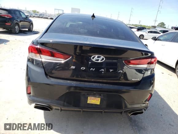 ✅ 2018 Hyundai Sonata Limited • VIN: 5NPE34AF1JH702324 • Lot: 45655913. Listed on Copart with 55,541 mi. Free auction sales archive from the USA and detailed vehicle history report at DreamBid. Image 6.