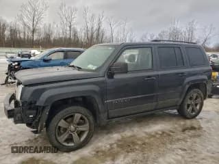 ✅ 2015 Jeep Patriot Latitude • VIN: 1C4NJRFB7FD290464 • Lot: 96131035. Listed on Copart with 66,015 mi. Free auction sales archive from the USA and detailed vehicle history report at DreamBid. Image 1.