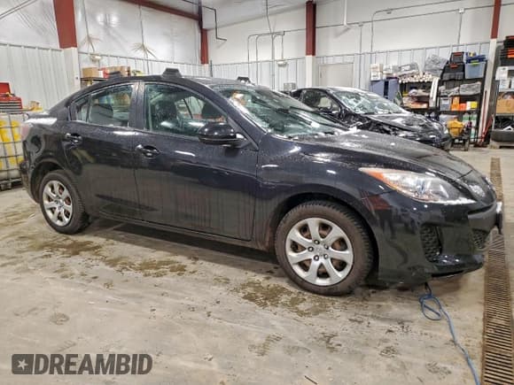 ✅ 2013 Mazda 3 i Sport • VIN: JM1BL1U73D1746200 • Lot: 94493385. Listed on Copart with 89,866 mi. Free auction sales archive from the USA and detailed vehicle history report at DreamBid. Image 4.