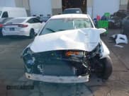 ✅ 2020 Hyundai Ioniq Blue • VIN: KMHC65LC0LU239135 • Lot: 41493510. Wystawiony na IAAI z przebiegiem Nie podano. Bezpłatny archiwum sprzedaży aukcyjnych z USA i szczegółowy raport historii pojazdu na DreamBid. Zdjęcie 13.