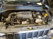 ✅ 2022 Jeep Renegade Limited • VIN: ZACNJDD14NPN80381 • Lot: 70865335. Wystawiony na Copart z przebiegiem 63 896 mil. Bezpłatny archiwum sprzedaży aukcyjnych z USA i szczegółowy raport historii pojazdu na DreamBid. Zdjęcie 12.