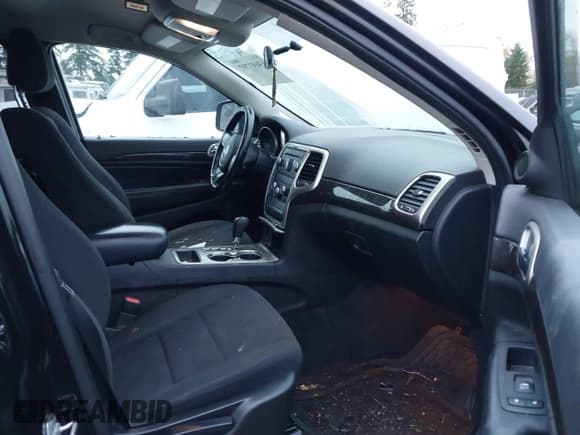 ✅ 2011 Jeep Grand Cherokee Laredo • VIN: 1J4RR4GG7BC551271 • Лот: 43693797. Опубликован ранее на IAAI с пробегом 235 401 миль. Бесплатный доступ к архиву аукционных продаж из США и подробный отчёт об истории автомобиля на DreamBid. Изображение 5.
